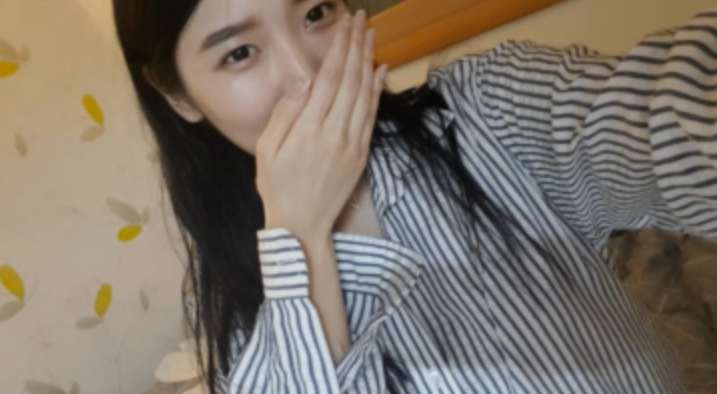 순진한 신입여캠 첫날부터 회장님 이쁨받을려고 백보인증~