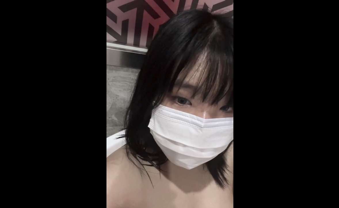 부끄럽다는 똥돼지 어린맛에 따먹기