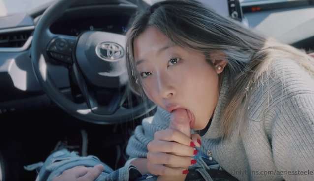 차안에서 남친의 정액 빼먹는 뇬