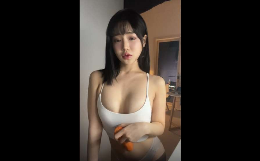 섹시 아이콘 이아이 팬딩 합본 15