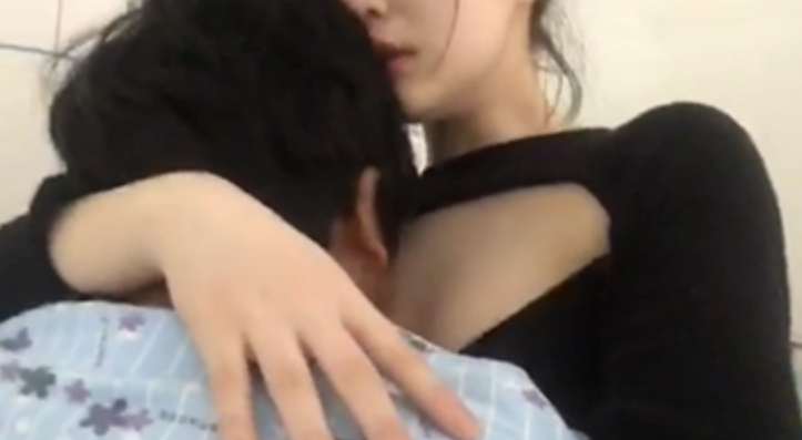 병문안 가서 실방으로 떡치다 눈돌아버리는 유미 ㅋㅋ