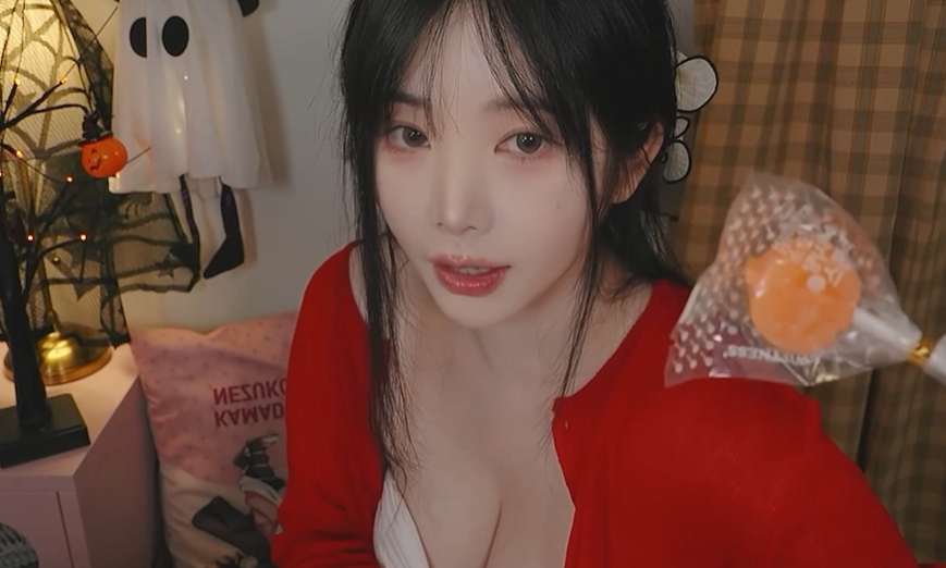 속삭이듯 자극하는 ASMR