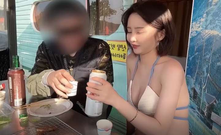 을왕리 바닷가 존예 골뱅이녀
