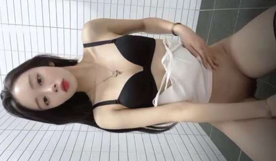보댕이 세척하면서도 트월킹타는 쩡이